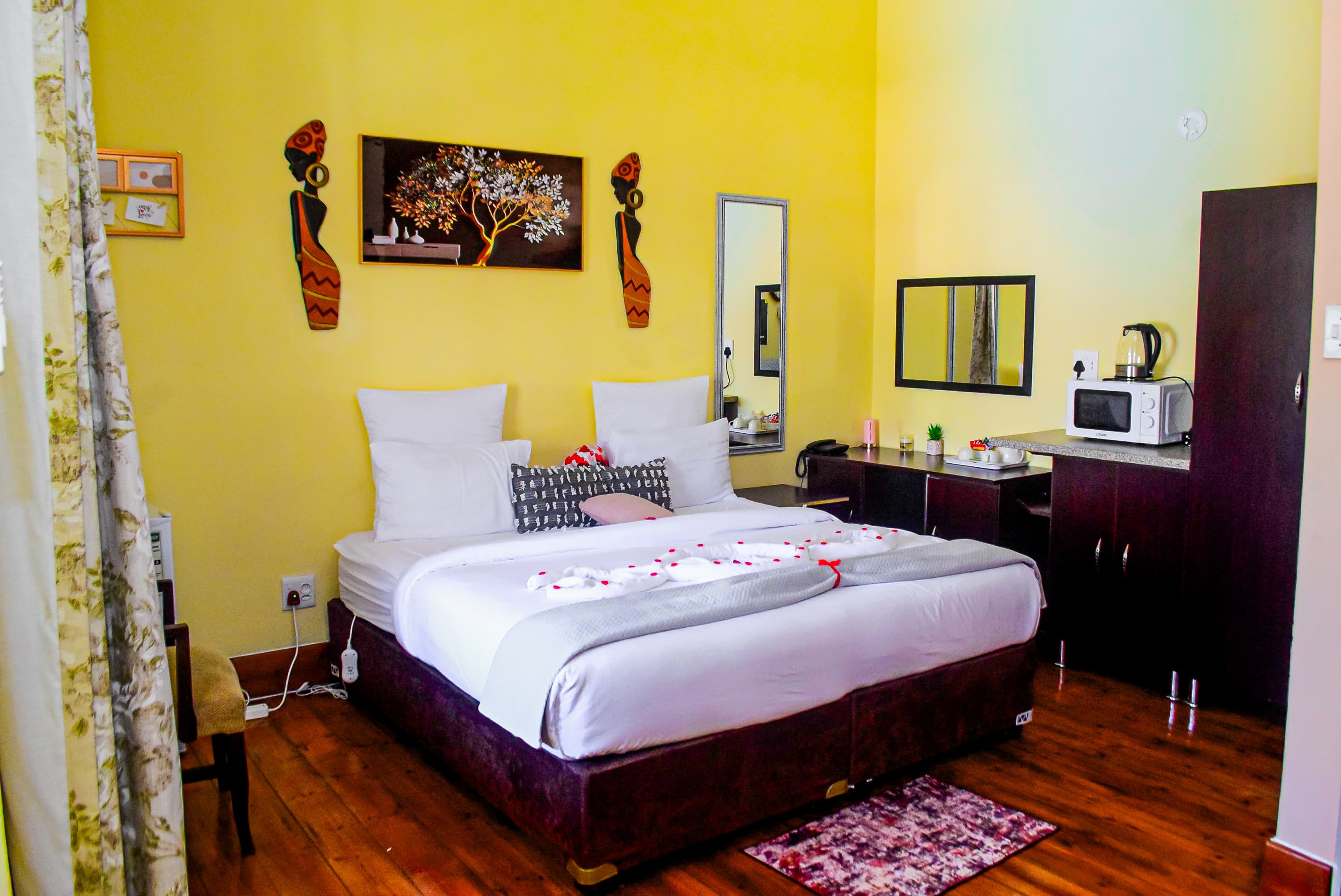 Elegant Accommodations